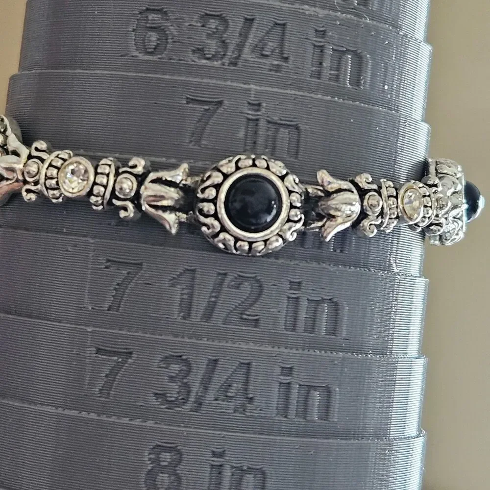 Silver tone chunky bracelet with black 7.25